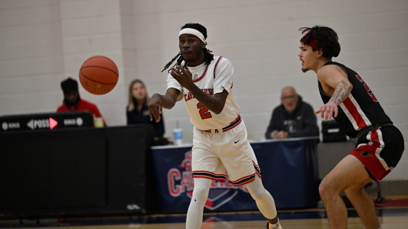 Men's Basketball player #2 Khylan McKennie