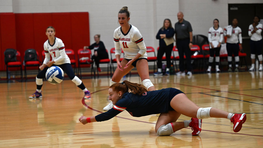 2025-26 Volleyball player Andrijana Cicvaric diving for the ball